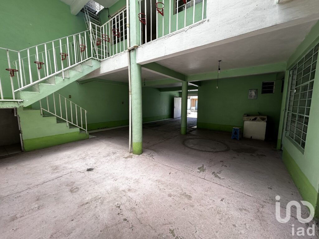 Casa en VENTA en Jardines de Chalco, Estado de México.