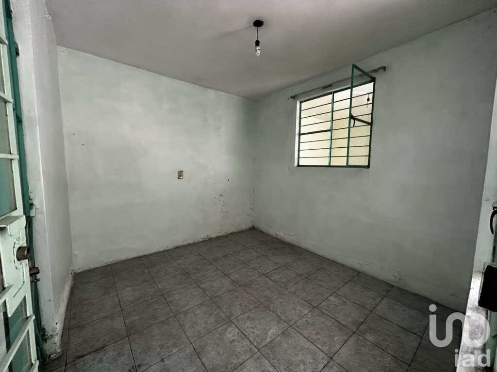 Casa en VENTA en Jardines de Chalco, Estado de México.