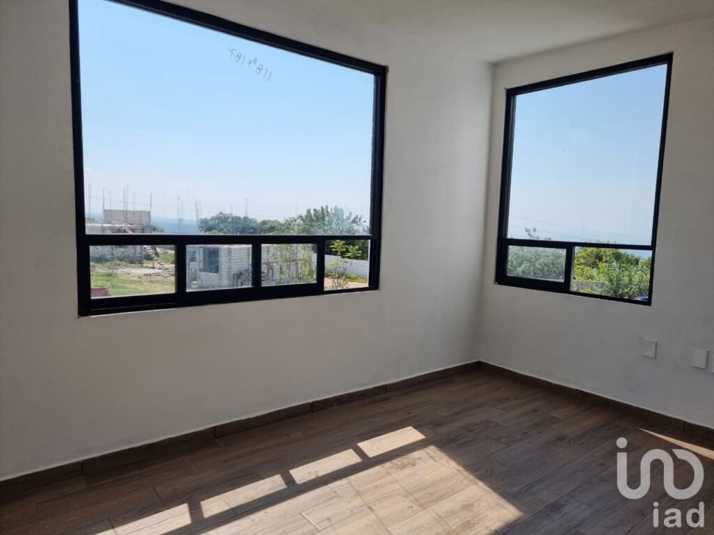 Venta de Casa con Alberca y Seguridad en Totolapan Morelos $1,750,000