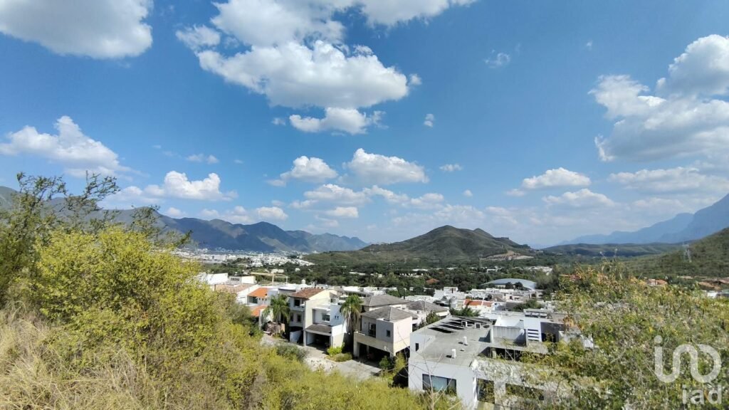 TERRENO RESIDENCIAL EN VENTA en Sierra Alta 2° sector