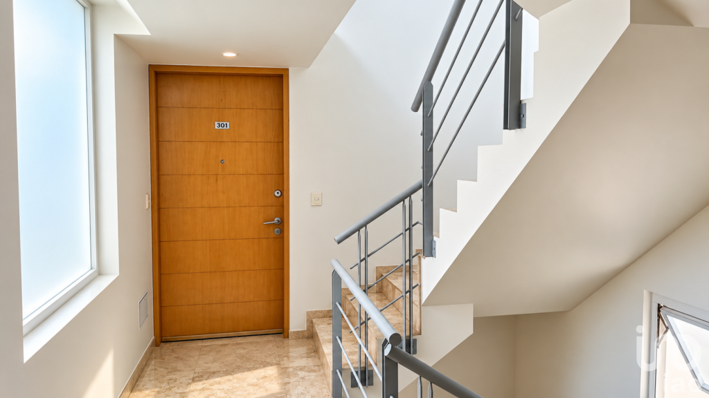 Pent House en venta en colonia Narvarte. Estancia a doble altura + Terraza