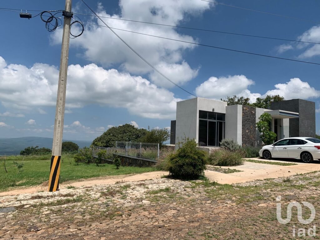 Terreno en venta Fraccionamiento Campestre en Los Cerritos, Tepatitlán, Jalisco