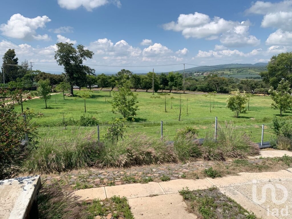 Terreno en venta Fraccionamiento Campestre en Los Cerritos, Tepatitlán, Jalisco.
