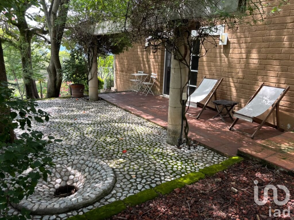 Se vende casa con canche de tenis en Malinalco