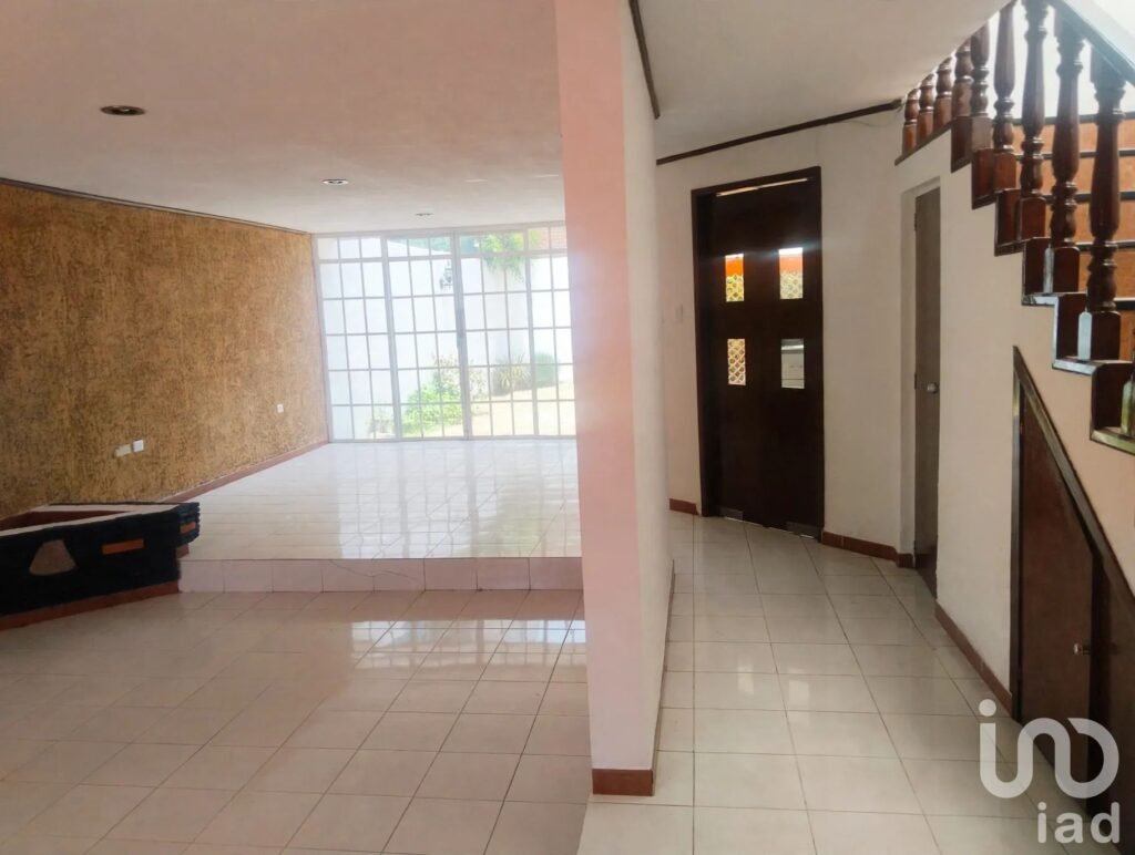 Casa en Venta cerca de La Calera | Lomas de San Alfonso | 289 m² de Construcción + Jardín