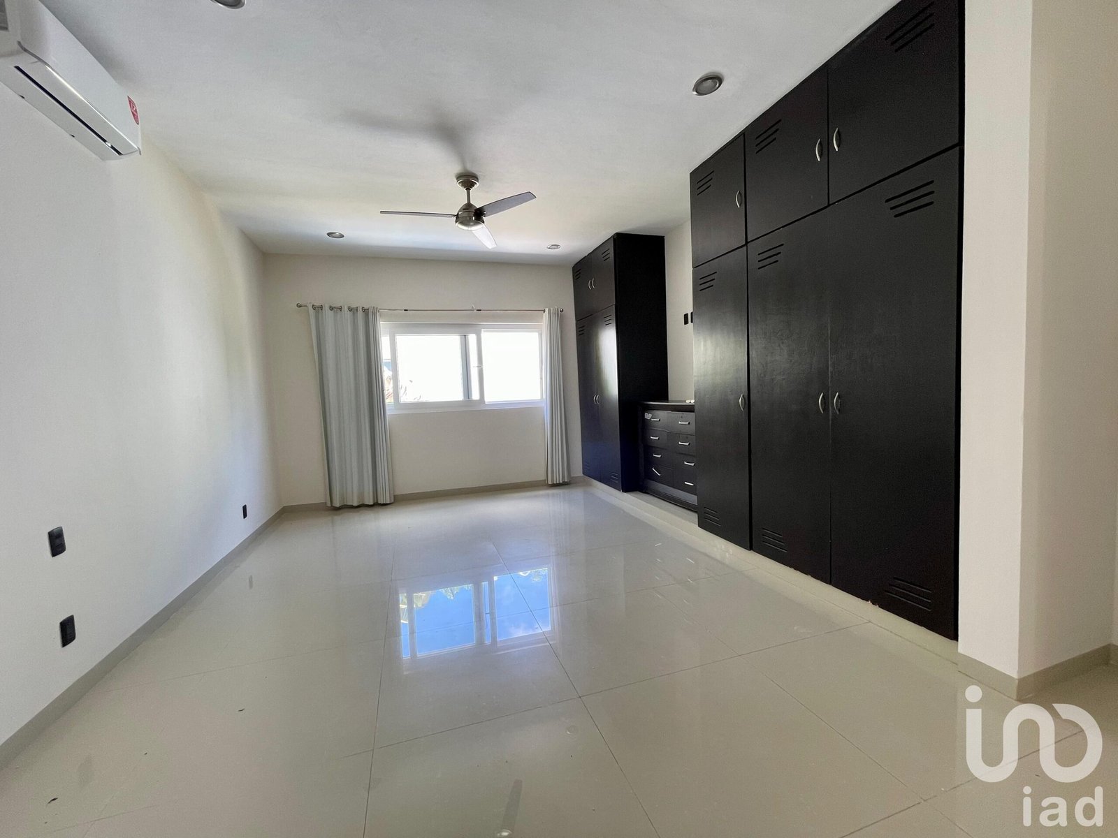 RENTA DE CASA EN RESIDENCIAL CUMBRES, CANCUN