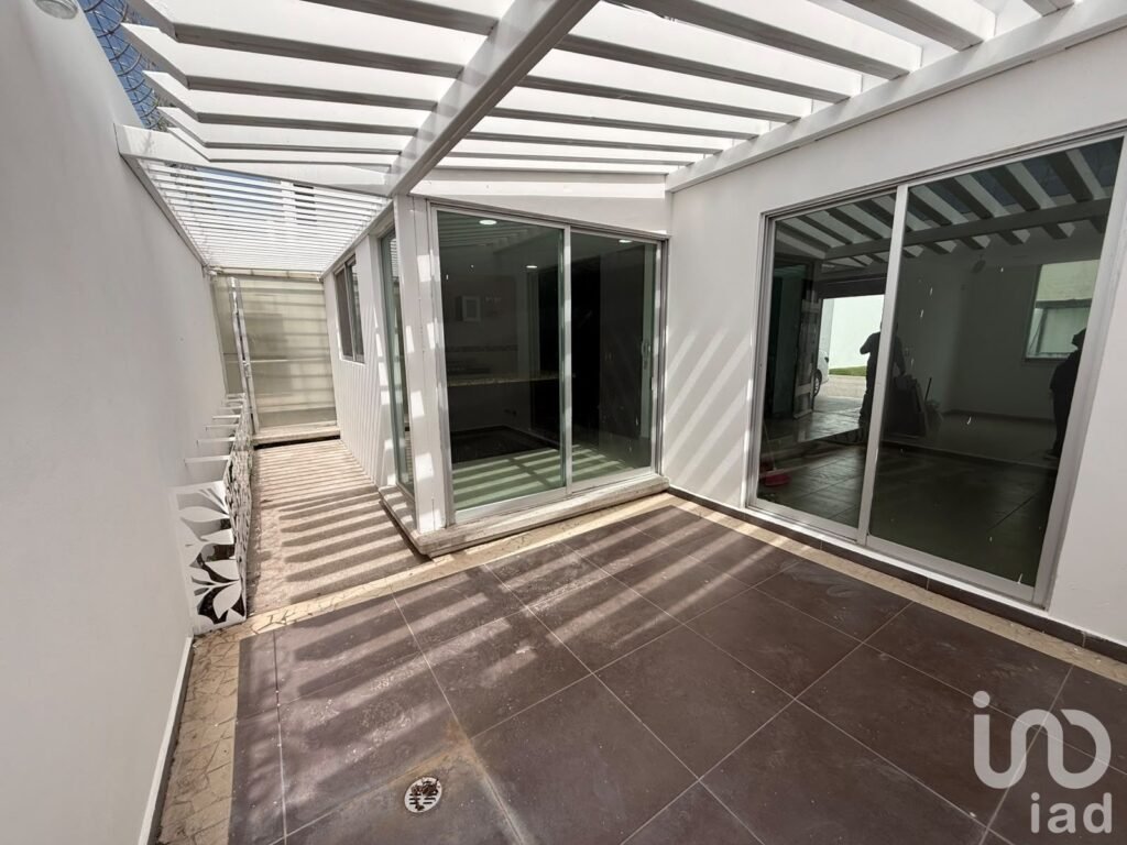 CASA EN RENTA ATRAS DE CIUDAD JUDICIAL