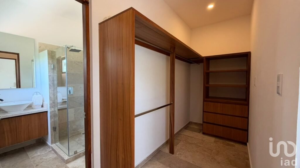 CASA EN VENTA RESIDENCIAL ARBOLADA, CANCÚN