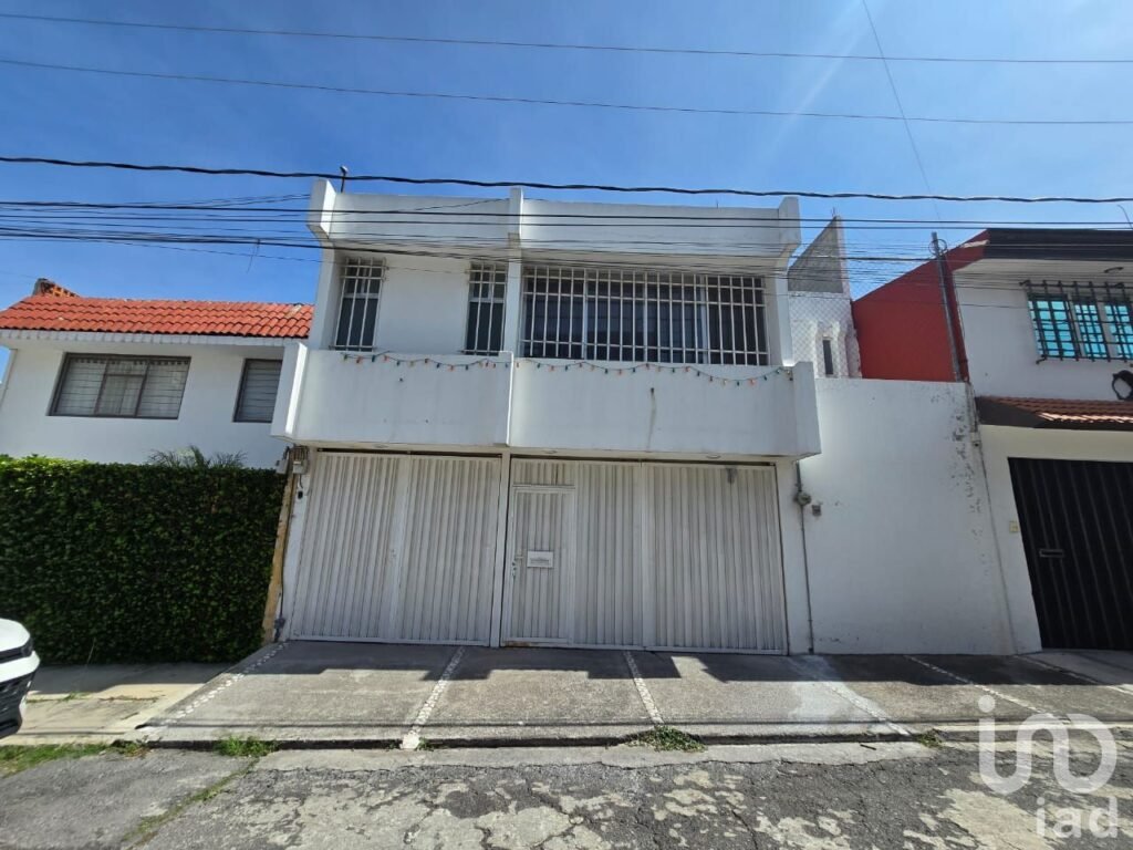 CASA EN RENTA EN LOMAS DE LORETO, PUEBLA