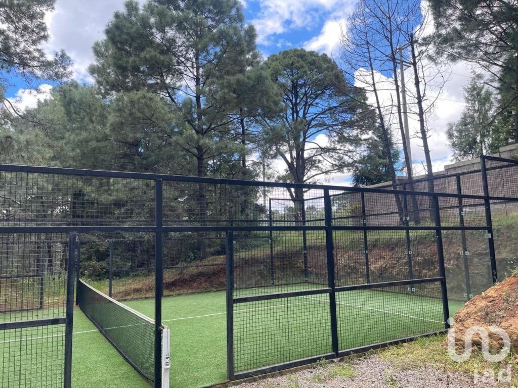 Terreno Campestre de 396 m² en Bosques de San José, Morelia – Con Cancha de Pádel y Amenidades
