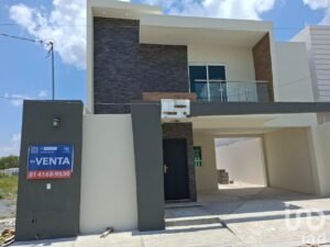 VENTA Casa Nueva Grande con UNA recamara en P.B. en Lomas de Sinai, REYNOSA. VENTA Casa Nueva Grande con UNA recamara en P.B. en Lomas de Sinai, REYNOSA.