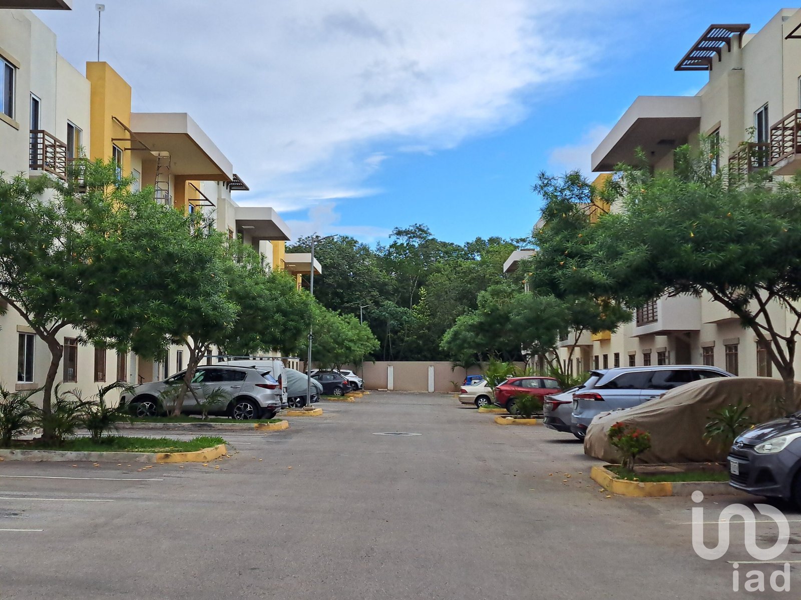 DEPARTAMENTO EN VENTA – JARDINES MAYAKOBA – PLAYA DEL CARMEN DEPARTAMENTO EN VENTA – JARDINES MAYAKOBA – PLAYA DEL CARMEN