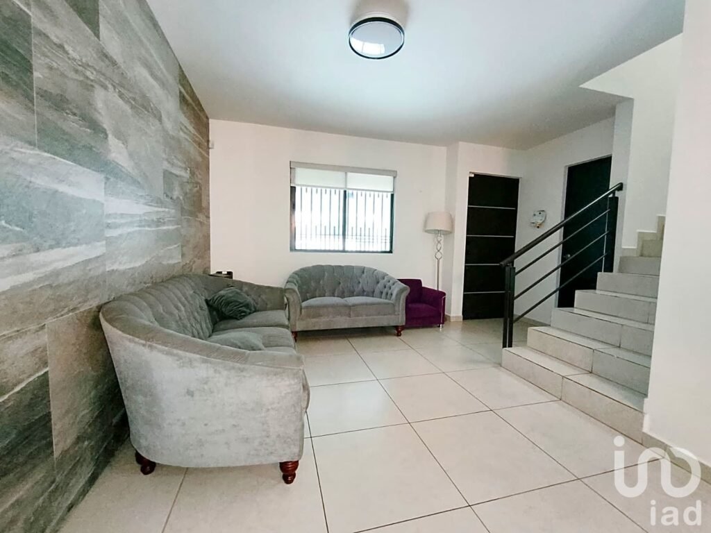 Casa Equipada en venta con paneles solares en Toscana Residencial