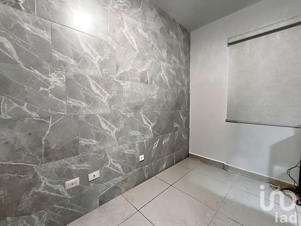 Casa Equipada en venta con paneles solares en Toscana Residencial