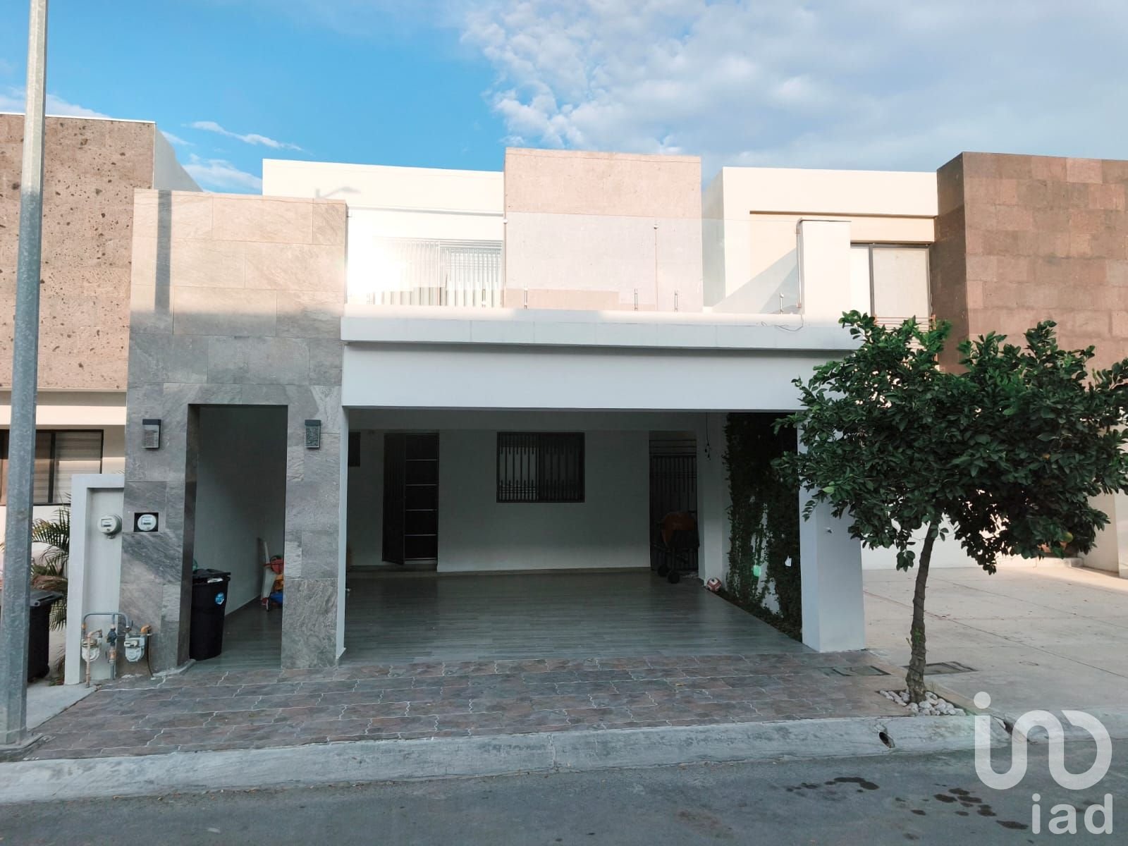 Casa Equipada en venta con paneles solares en Toscana Residencial