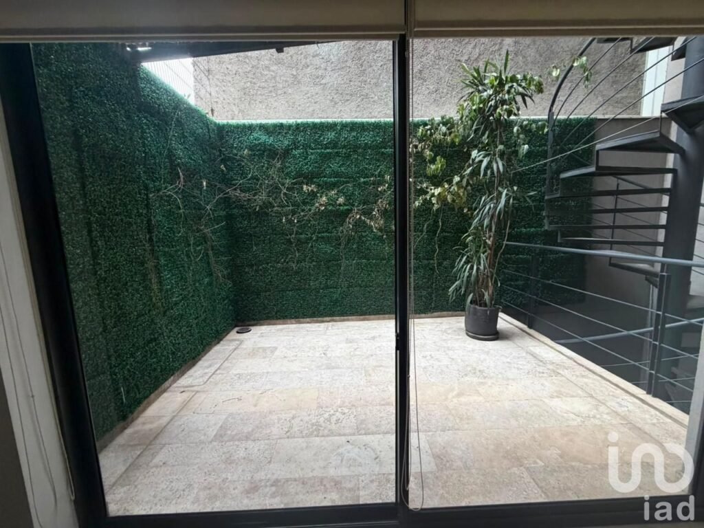 Departamento venta Condesa. Como nuevo. Terraza privada