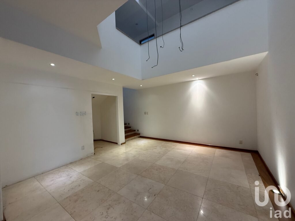 CASA EN VENTA EN EL PEDREGAL A UNOS PASOS DE PERISUR