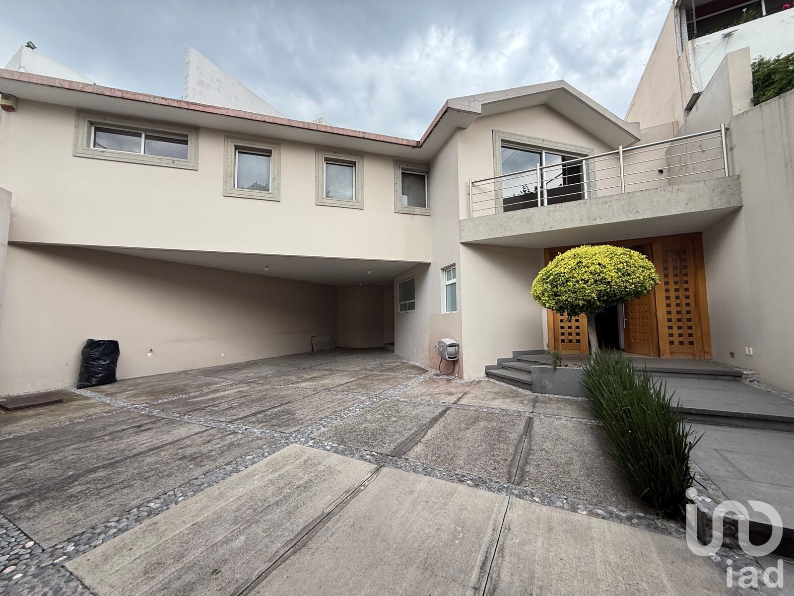 CASA EN VENTA EN EL PEDREGAL A UNOS PASOS DE PERISUR CASA EN VENTA EN EL PEDREGAL A UNOS PASOS DE PERISUR