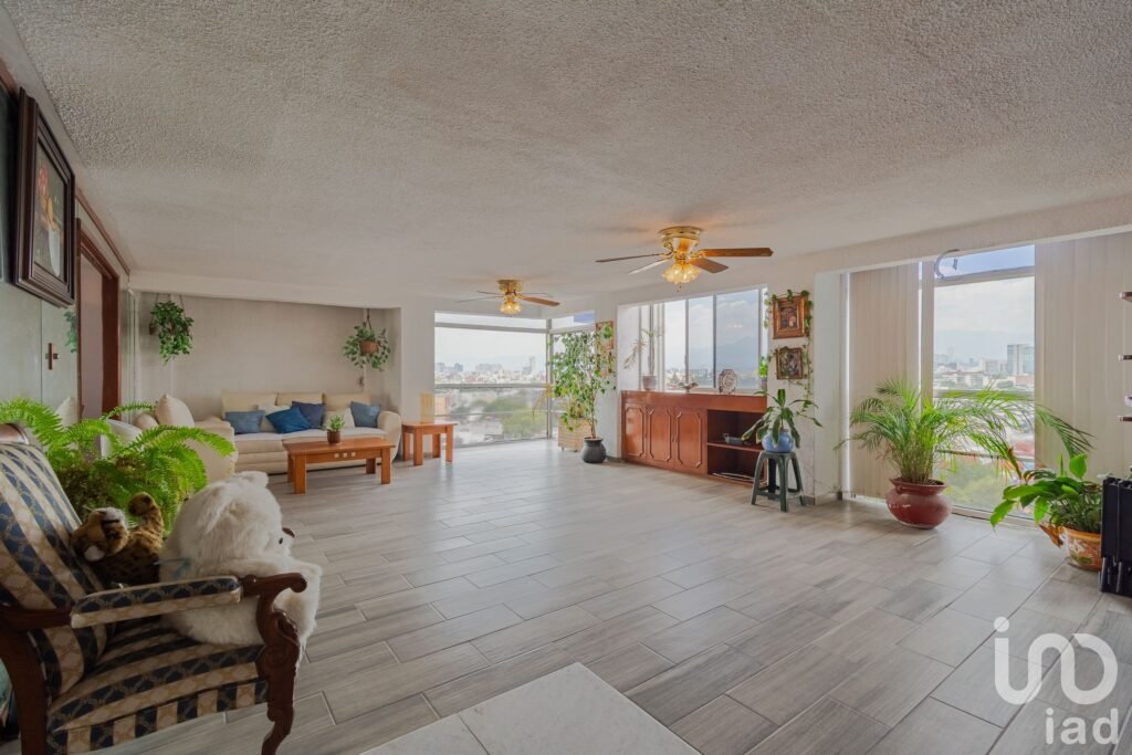 Departamento tipo PH en venta en Av. Colonia del Valle 732, Del Valle Centro, Benito Juárez, CDMX.