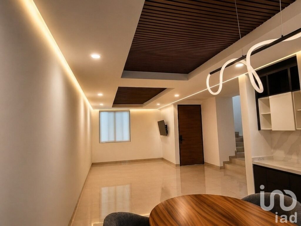 Venta de Casa Condominio Trento al Norte de la Ciudad a 1 minuto de Costco