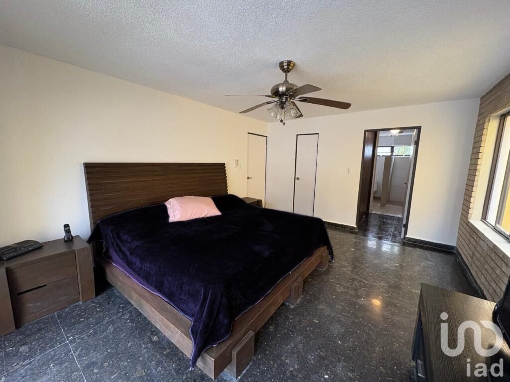 Casa Habitación en Venta, Col. Ciudad Satélite, Monterrey, Nuevo León.