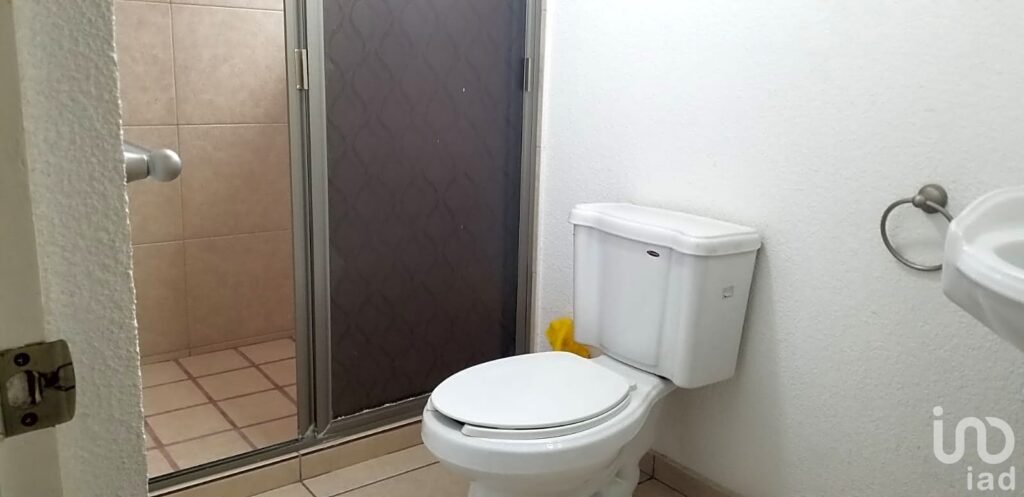 Casa producto mixto en venta con negocio funcionando en el centro de Azcapotzalco, frente al IMSS