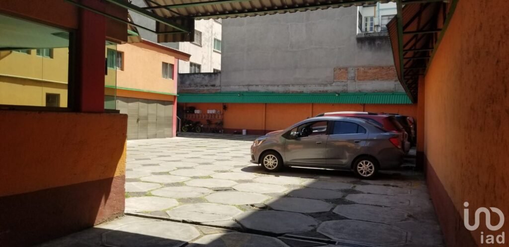 Casa producto mixto en venta con negocio funcionando en el centro de Azcapotzalco, frente al IMSS