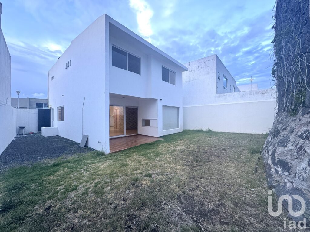 Casa en venta en fraccionamiento Mision de San Jeronimo Fray Junipero Serra Queretaro