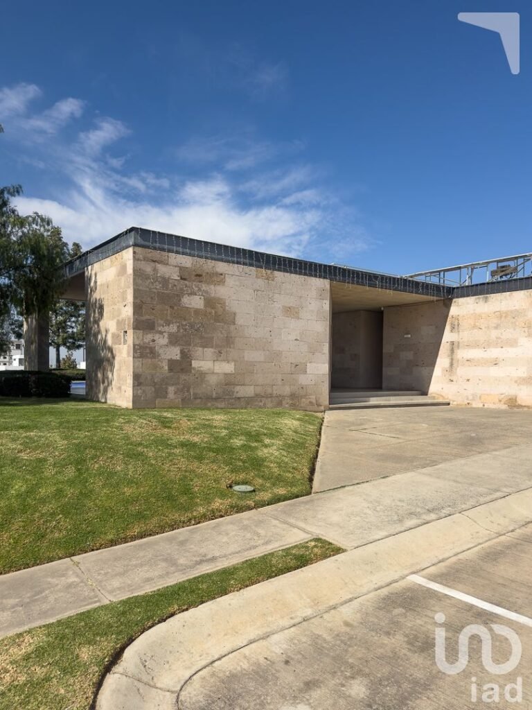 CASA A ESTRENAR EN CAPITAL NORTE, ALTATERRA ZAPOPAN