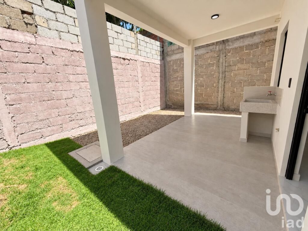 CASA NUEVA EN VENTA EN ADONAHI , TUXTLA , CON RECAMARA EN PLANTA BAJA