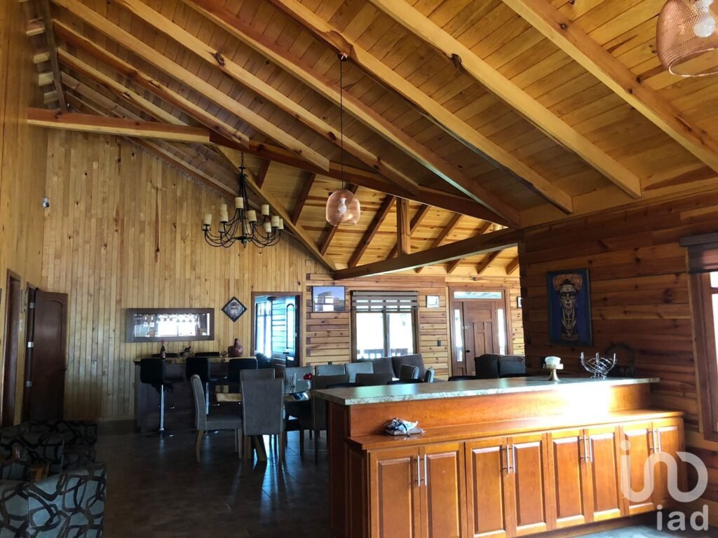 Casa tipo cabaña en Pátzcuaro Frac. Privada Villas del Sol