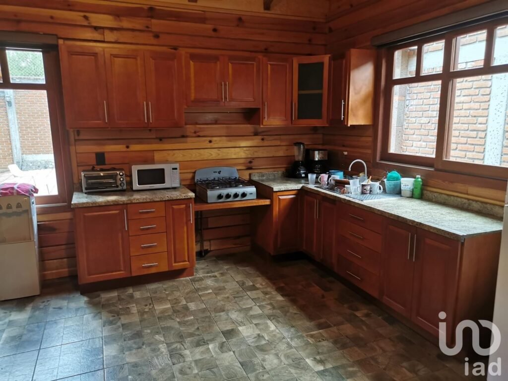 Casa tipo cabaña en Pátzcuaro Frac. Privada Villas del Sol