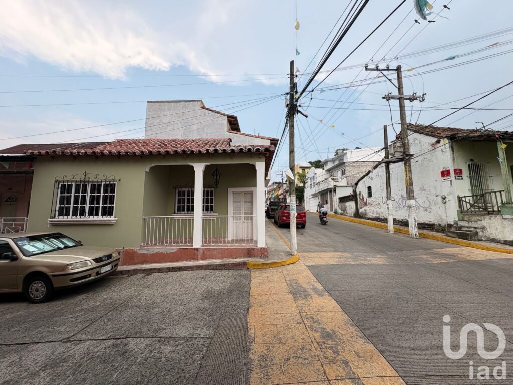 Inmueble comercial en esquina en renta en San Andrés Tuxtla, Veracruz