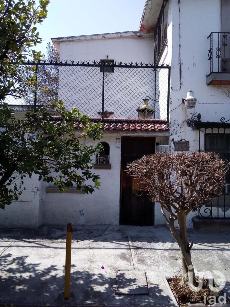 VENDO PRECIOSA CASA EN LINDAVISTA