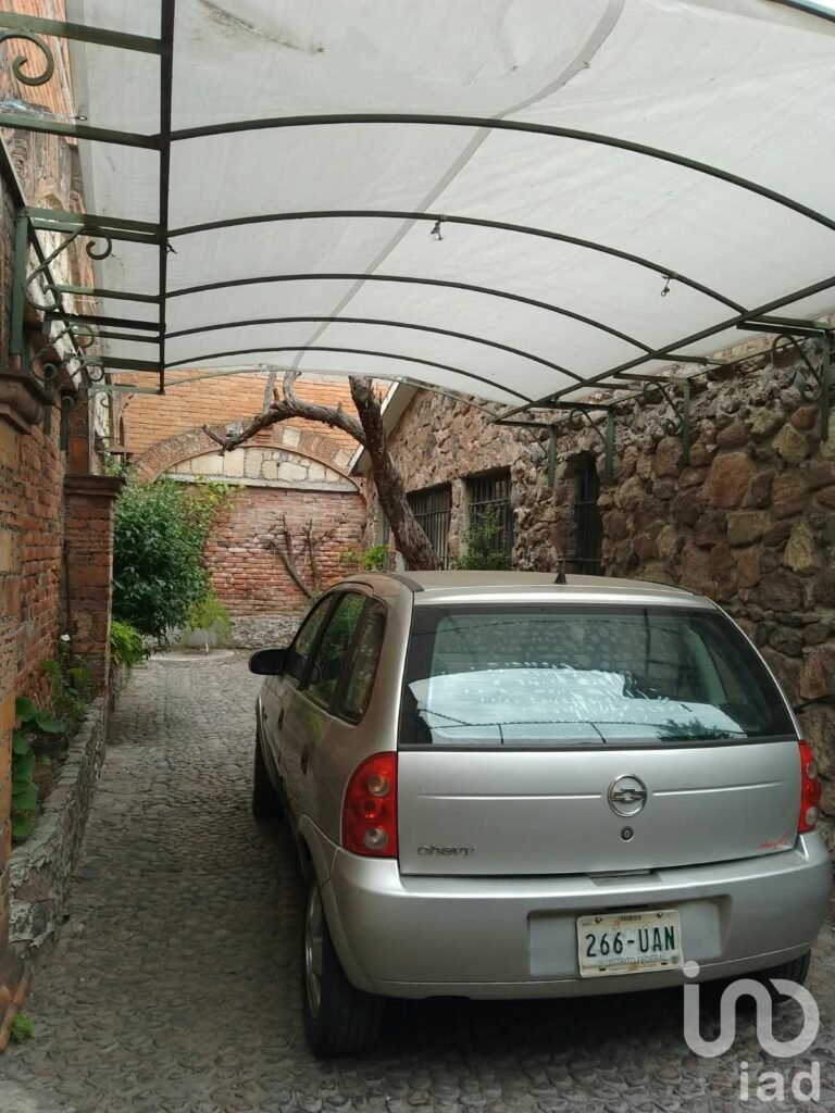 VENDO PRECIOSA CASA EN LINDAVISTA