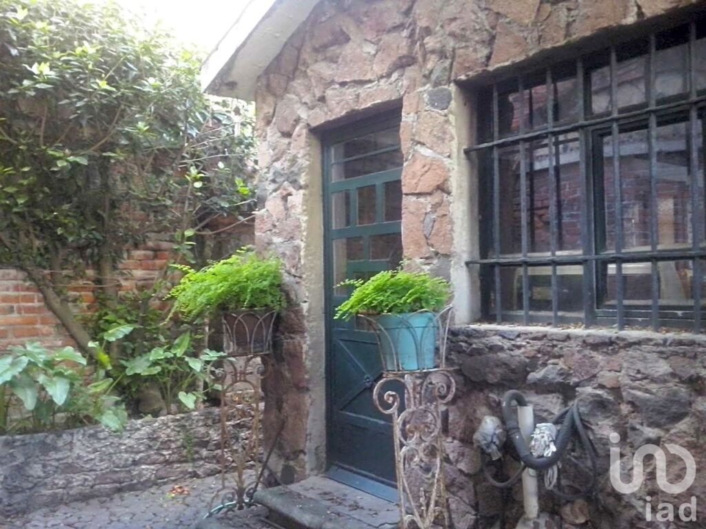 VENDO PRECIOSA CASA EN LINDAVISTA