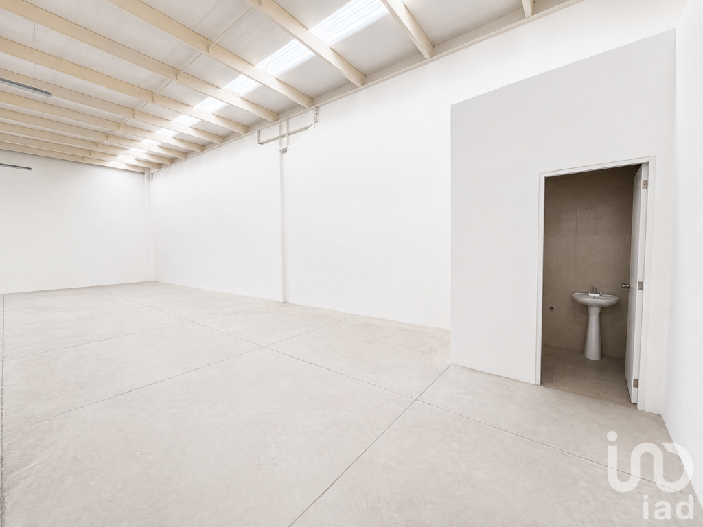 Bodega Comercial en RENTA, EUROPARK III, Libramiento Sur-Poniente QUERETARO