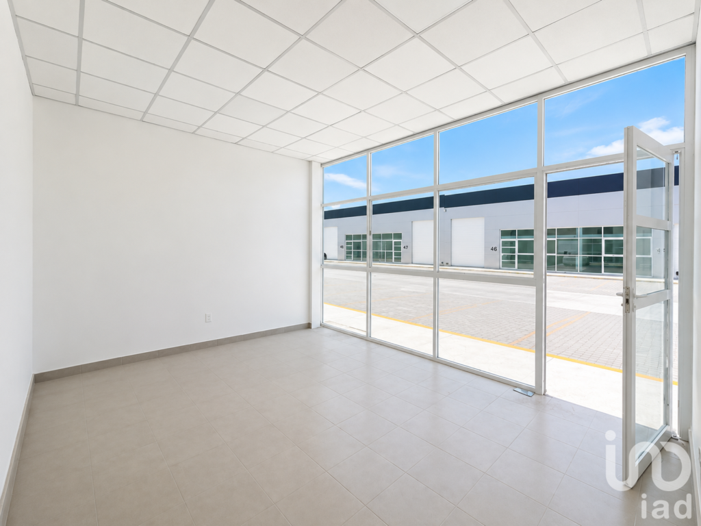 Bodega Comercial en RENTA, EUROPARK III, Libramiento Sur-Poniente QUERETARO