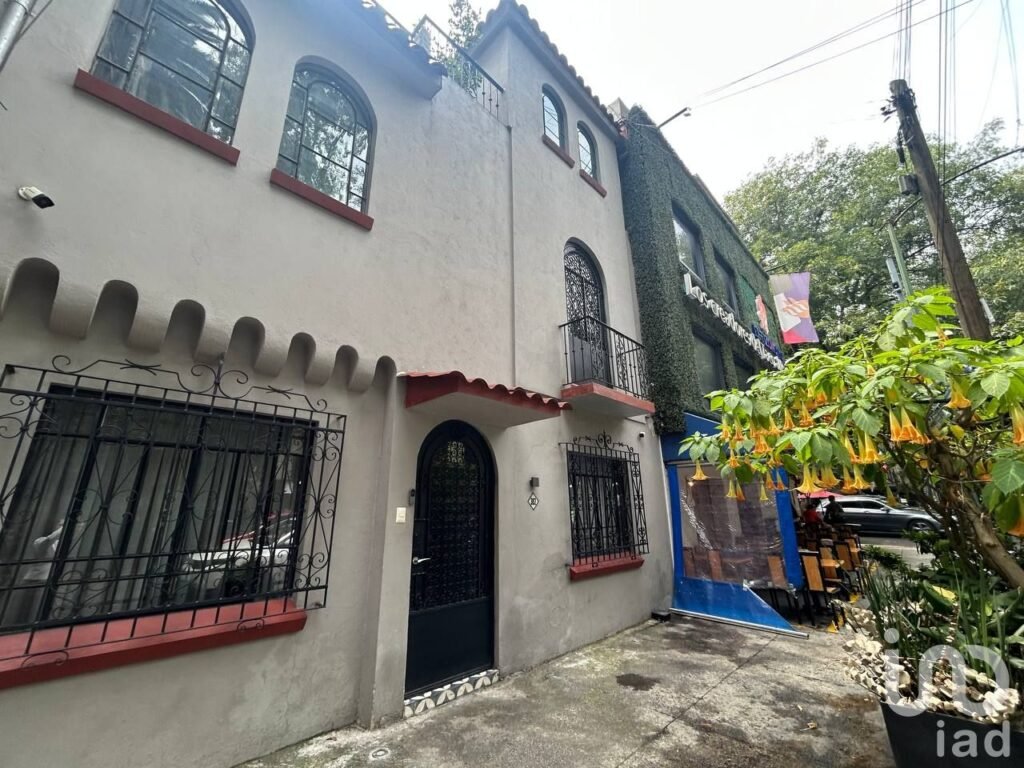 Casa en renta en Campeche 382, La Condesa, Cuauhtémoc, CDMX.