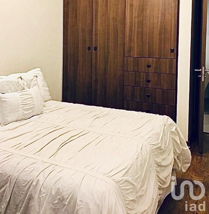 CASA AMUEBLADA EN CASCO VIEJO/ IDEAL PARA INVERSIÓN