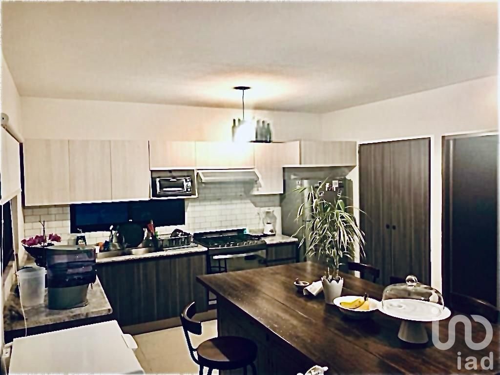 CASA AMUEBLADA EN CASCO VIEJO/ IDEAL PARA INVERSIÓN