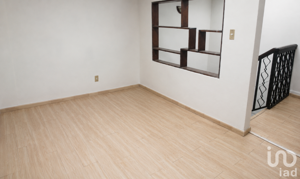 CASA SOLA EN VENTA EN CAMPESTRE COYOACÁN - FRACCIONAMIENTO CERRADO CON VIGILANCIA