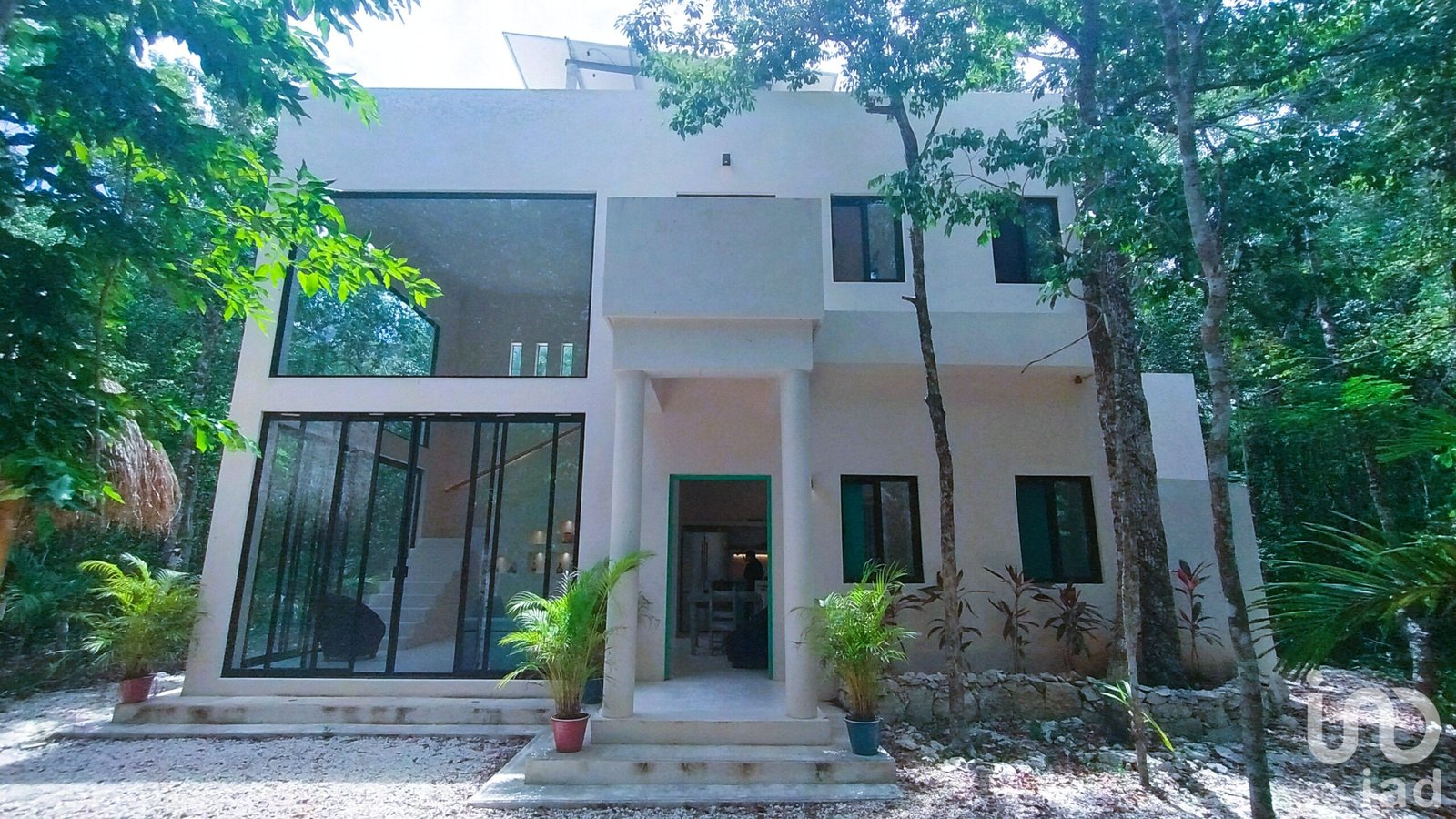 Casa en Venta sustentable en Tulum. Fraccionamiento Kuyabeh.