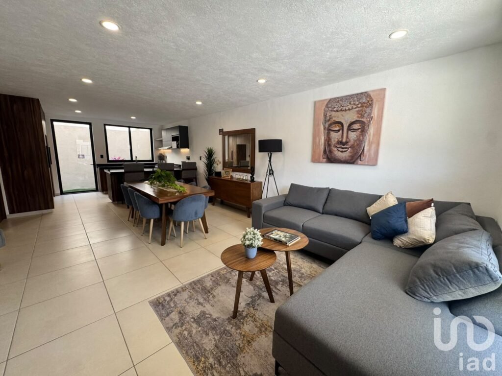 Casa en venta Fracc. Veronesa mod-montesco