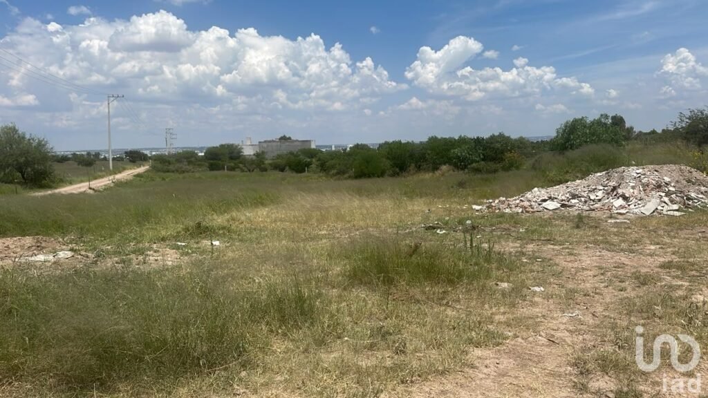 TERRENO EN VENTA EN JESUS MARIA, AGUASCALIENTES, SUP. 1451 M2, A 3 MIN. DE PUNTA DEL CIELO