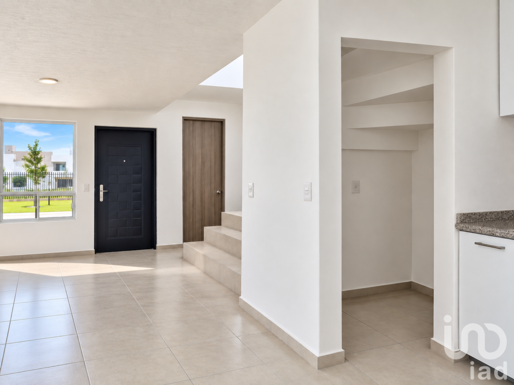 CASA NUEVA en RENTA ZINACANTEPEC