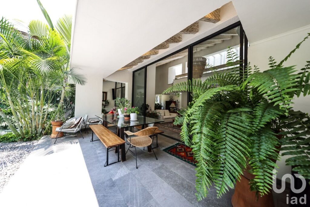 Casa en Venta en condominio en Acapantzingo Cuernavaca con estricta seguridad