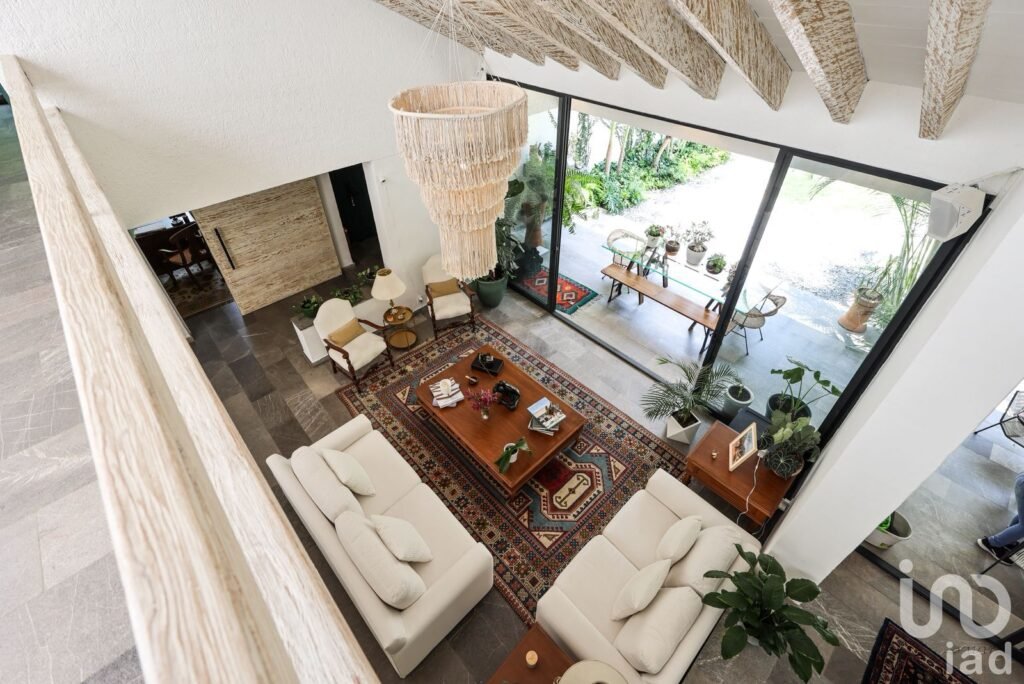 Casa en Venta en condominio en Acapantzingo Cuernavaca con estricta seguridad