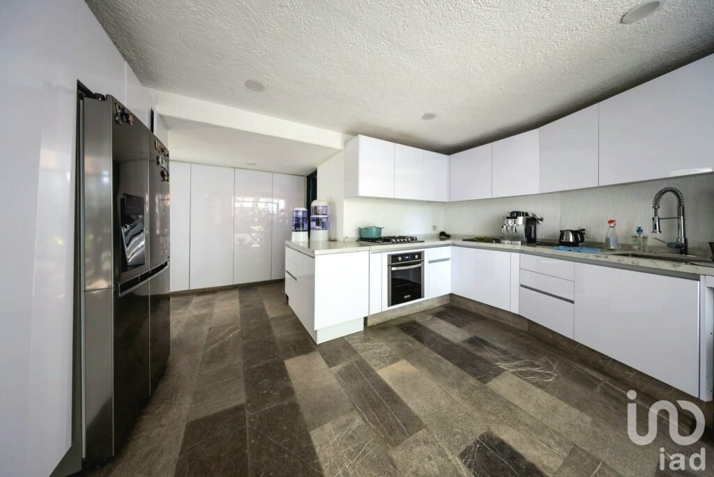 Casa en Venta en condominio en Acapantzingo Cuernavaca con estricta seguridad