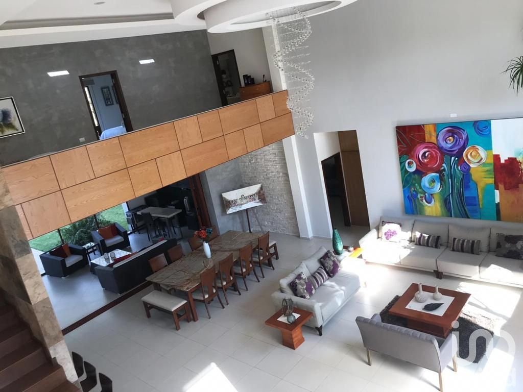 Casa en venta en Club de Golf Villa Rica, Veracruz, 5 recámaras, alberca y vista al campo de golf